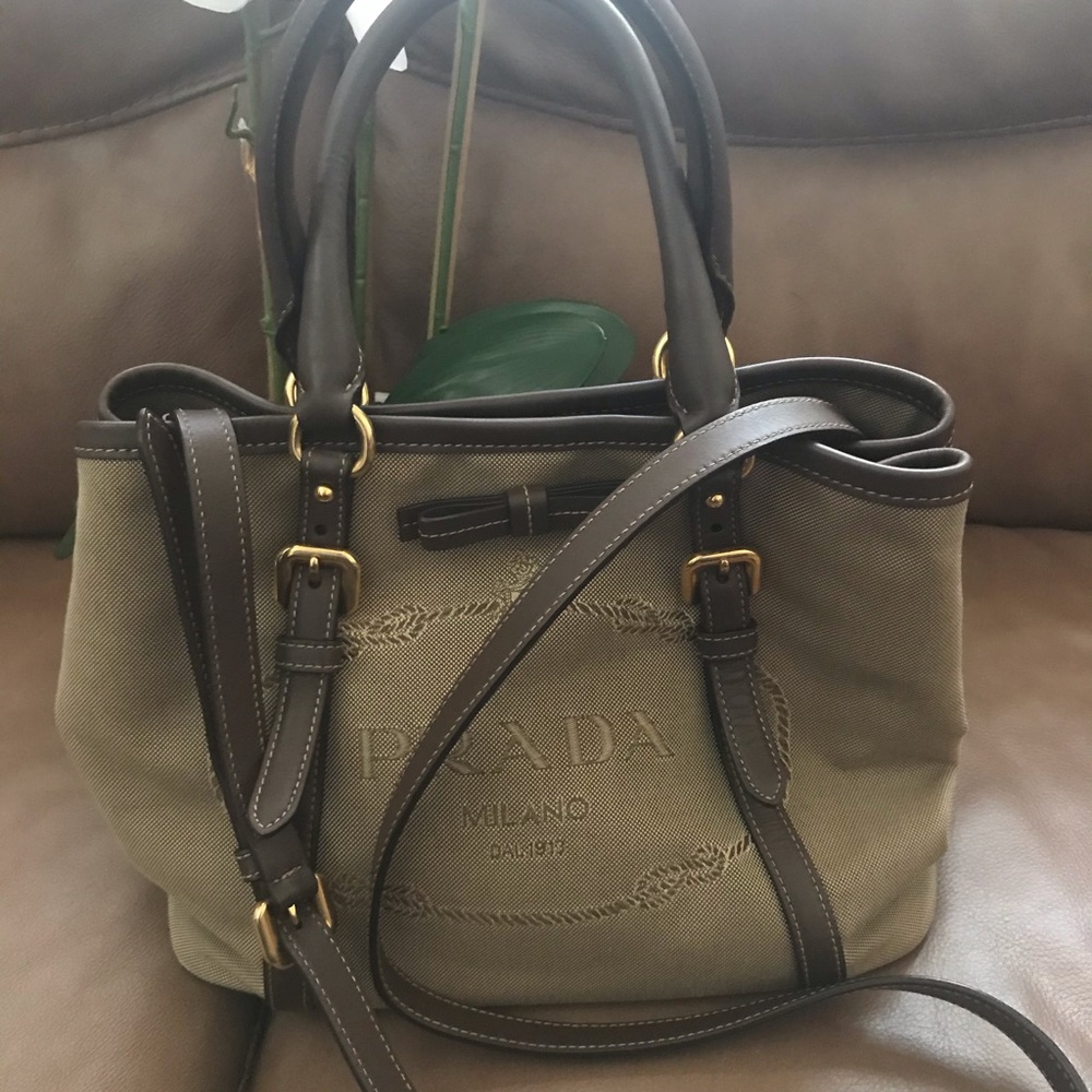Prada 2way